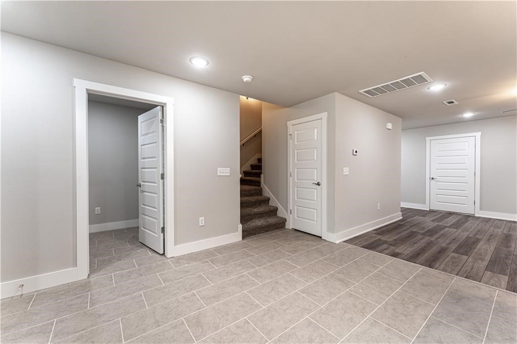 Gentry Heights Townhome Hpr Gentry - Residential