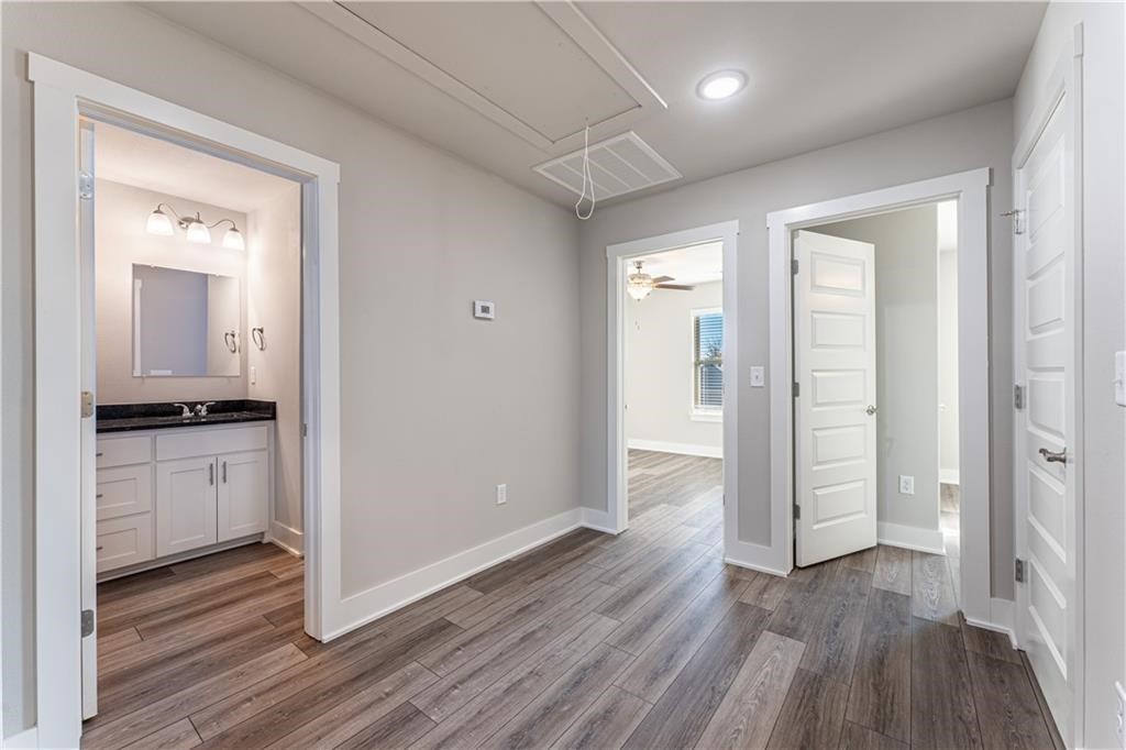 Gentry Heights Townhome Hpr Gentry - Residential