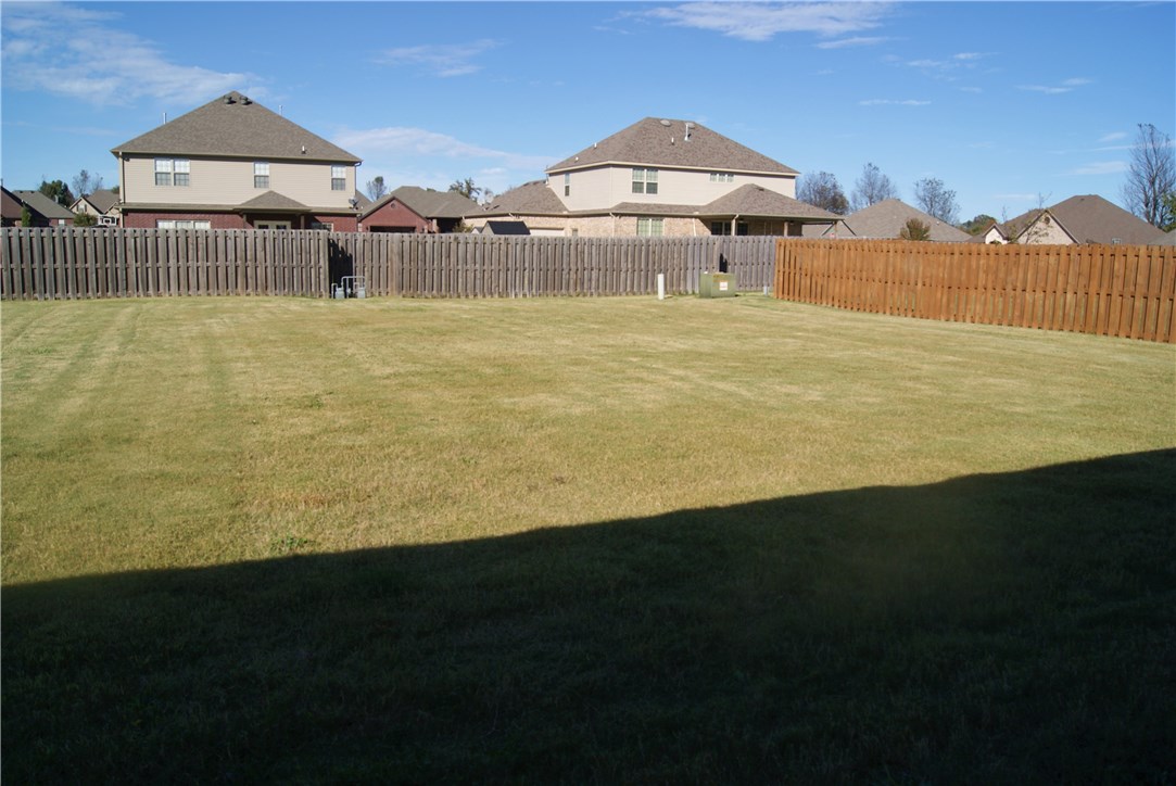 Edinburgh Sub Lowell - Residential Lease