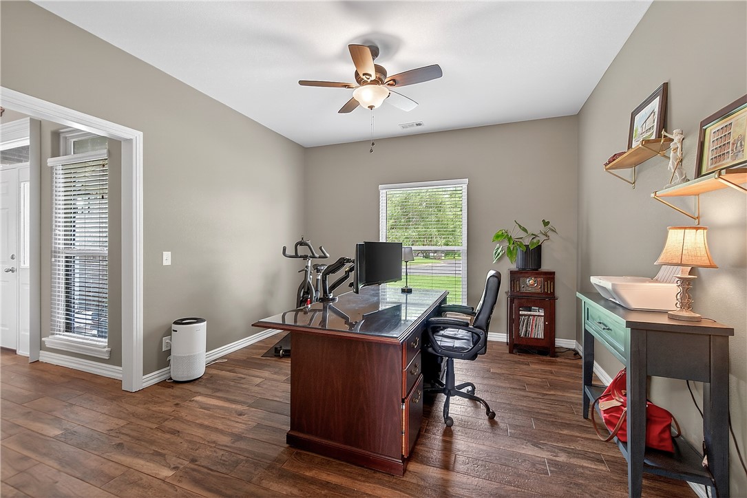 Hunts Lakeside Estates - Residential