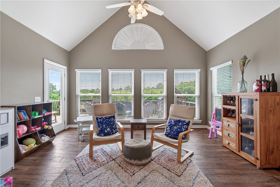 Hunts Lakeside Estates - Residential