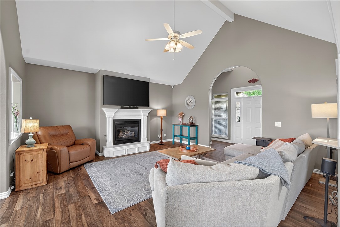 Hunts Lakeside Estates - Residential