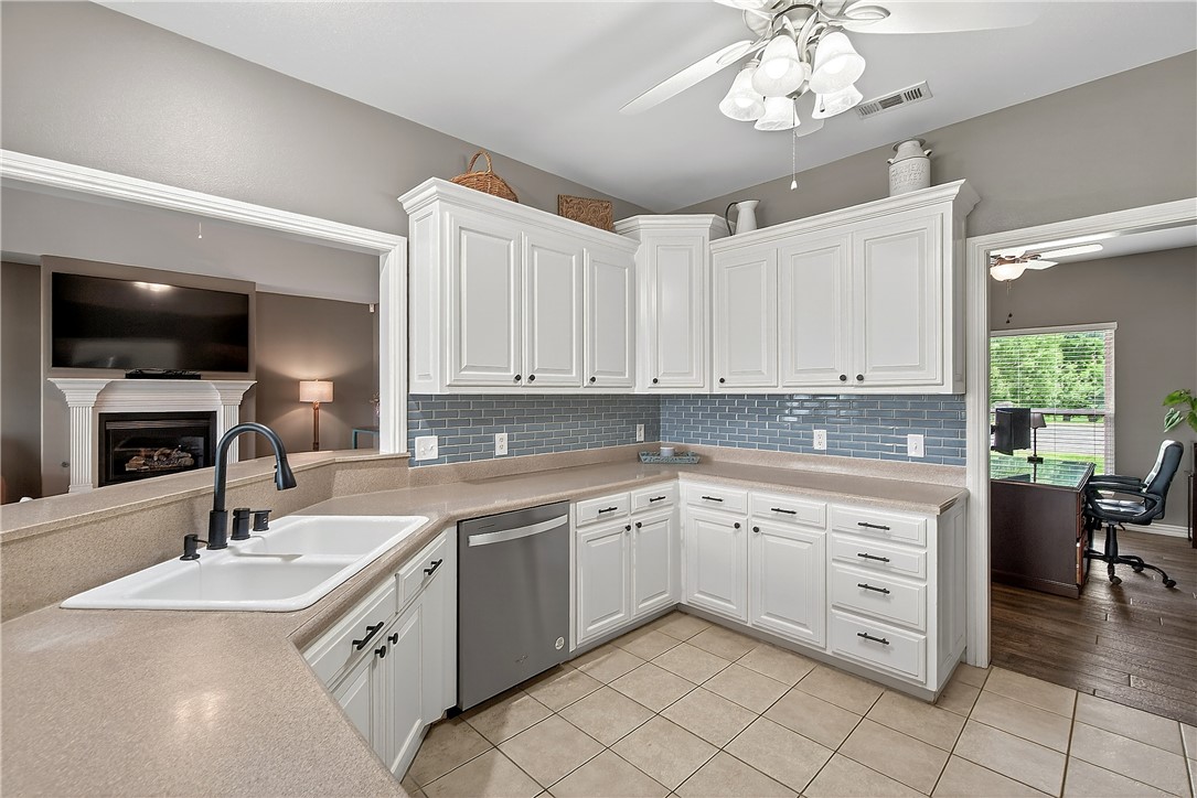 Hunts Lakeside Estates - Residential