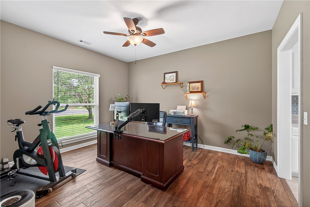 Hunts Lakeside Estates - Residential