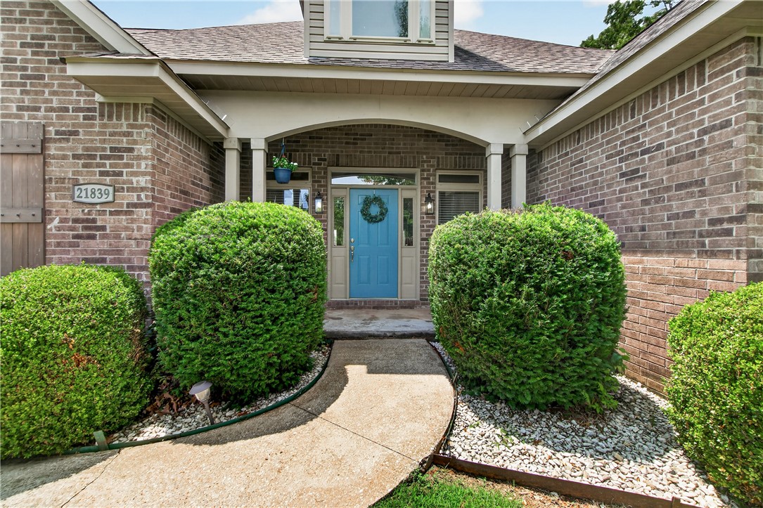 Hunts Lakeside Estates - Residential