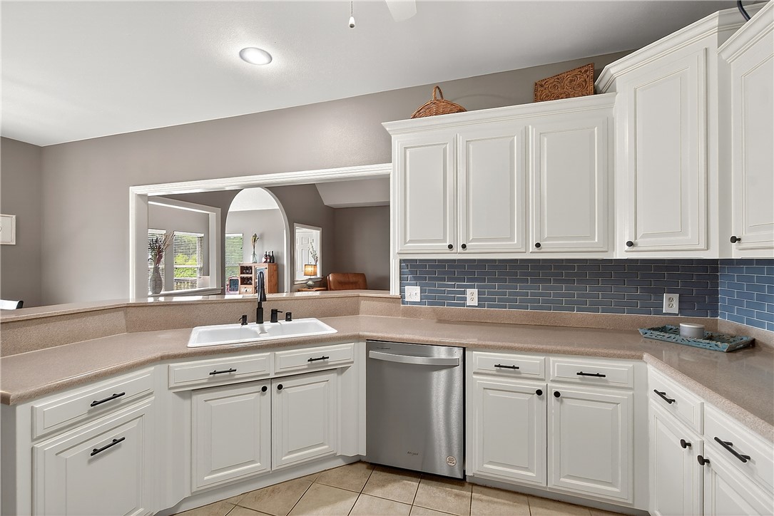 Hunts Lakeside Estates - Residential