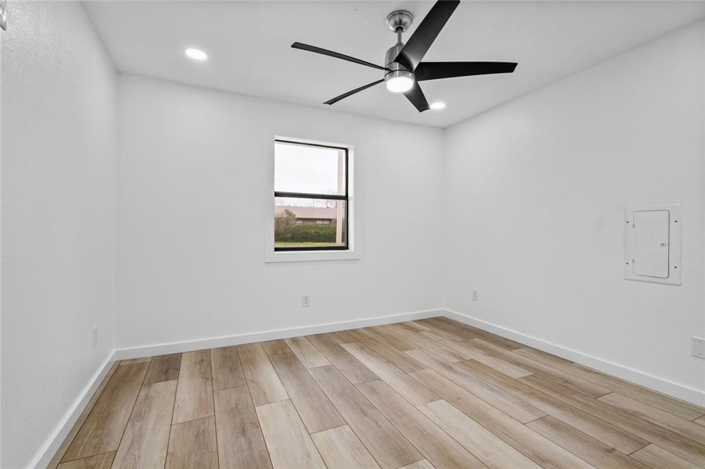 Hazel Park Sub Bentonville - Residential Lease