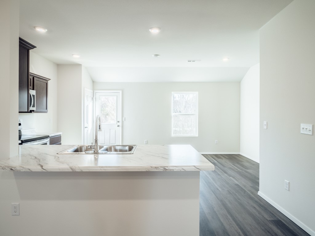Providence Village Ph Iii Bentonville - Residential Lease