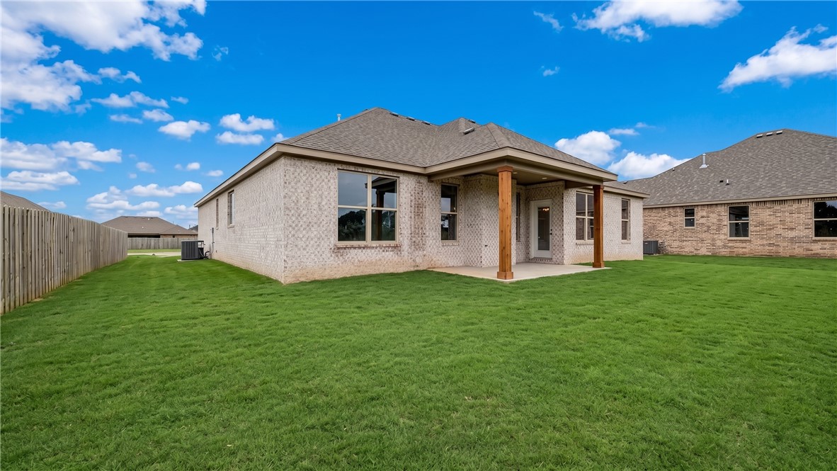 GRAND ESTATES PH 1-GENTRY - Residential