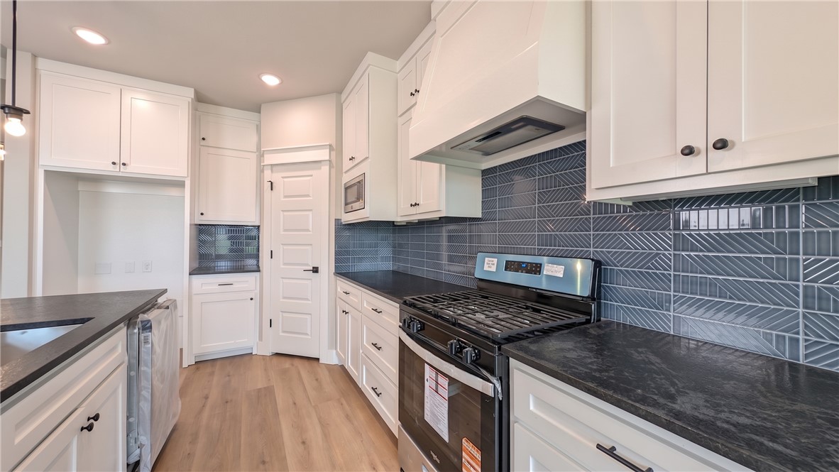 GRAND ESTATES PH 1-GENTRY - Residential