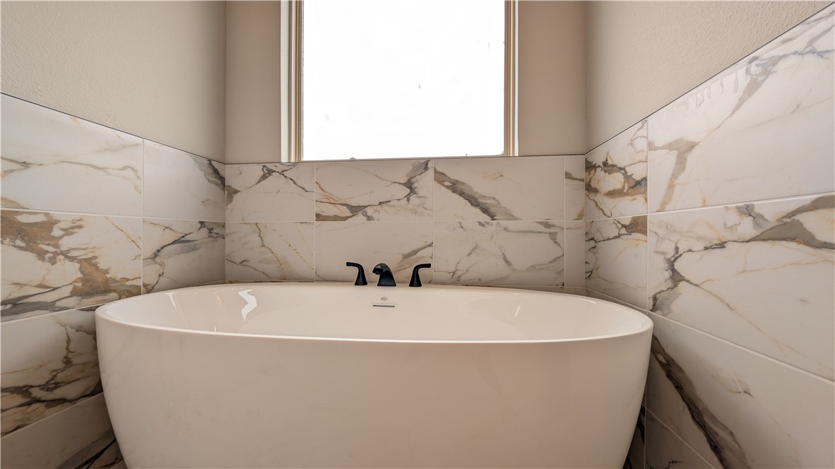GRAND ESTATES PH 1-GENTRY - Residential