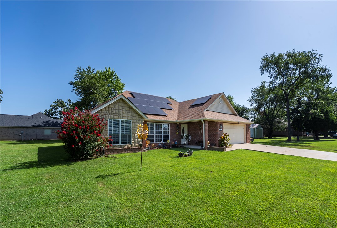 College Hill 2nd Add Ph 1 Gentry - Residential