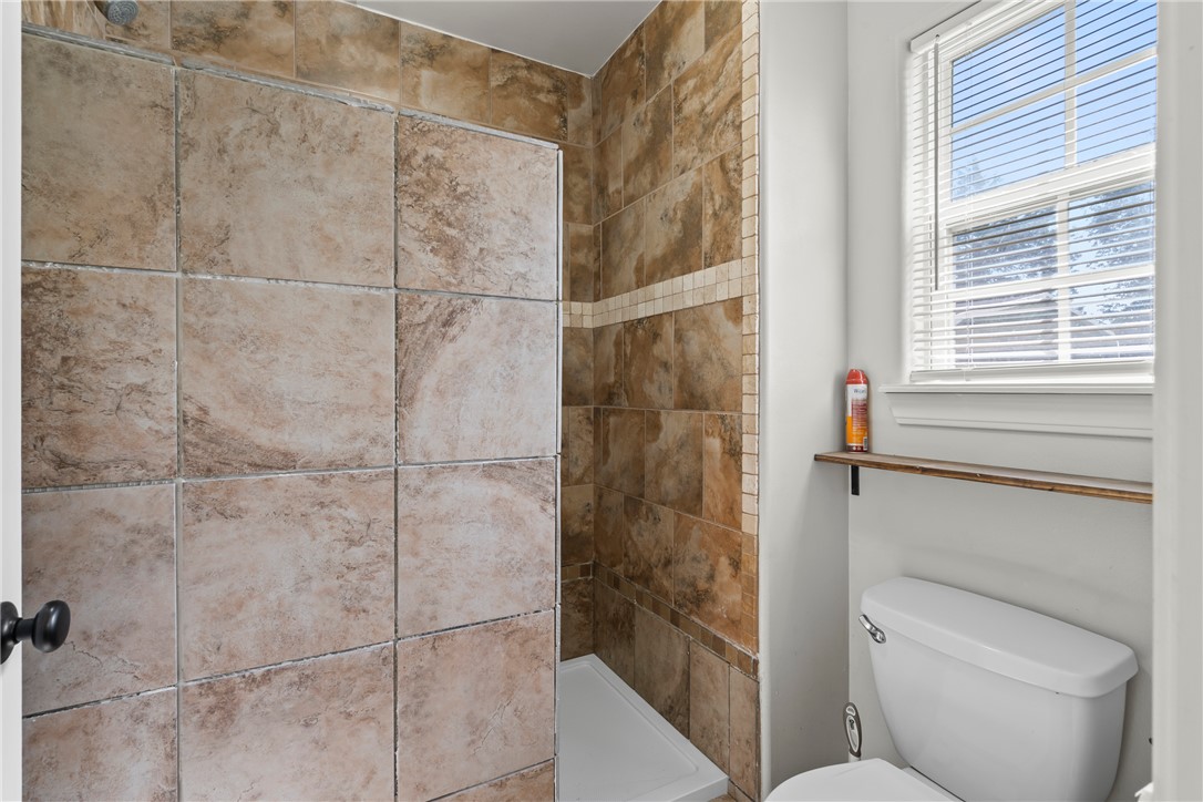 College Hill 2nd Add Ph 1 Gentry - Residential