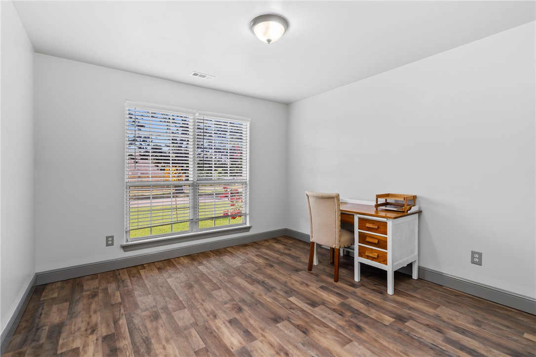 College Hill 2nd Add Ph 1 Gentry - Residential