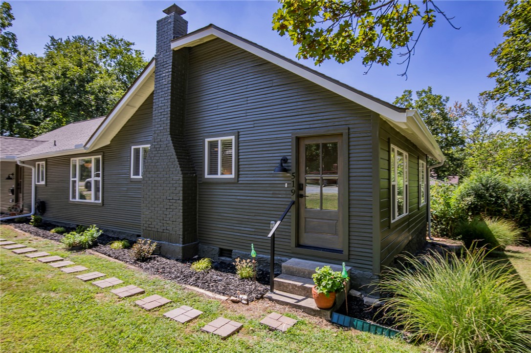 Mission - Residential Lease