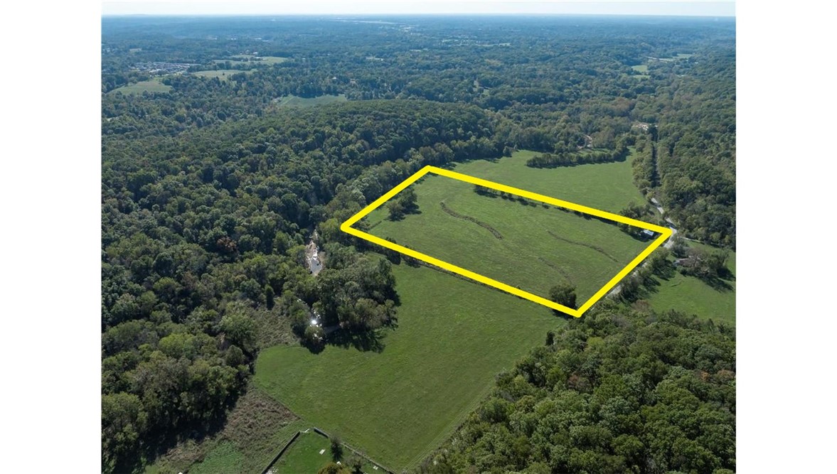Here is a piece of property with endless possibilities on little over 15 acres with Sugar Creek just at your backyard. Whether it’s your dream homestead, hunting land, or cattle farm, this property is prime. Property features open pasture and little bit of wooded area at the rear of the property. Discover the nearby Pea Ridge Military park with offers, biking, horseback riding, hiking, and trail running. 15 Minutes from downtown Rogers and 30 minutes from Bentonville. Adjacent tracts also for sale see MLS #’s 1326088, 1326169, 1344713, 1344722, 1345186.