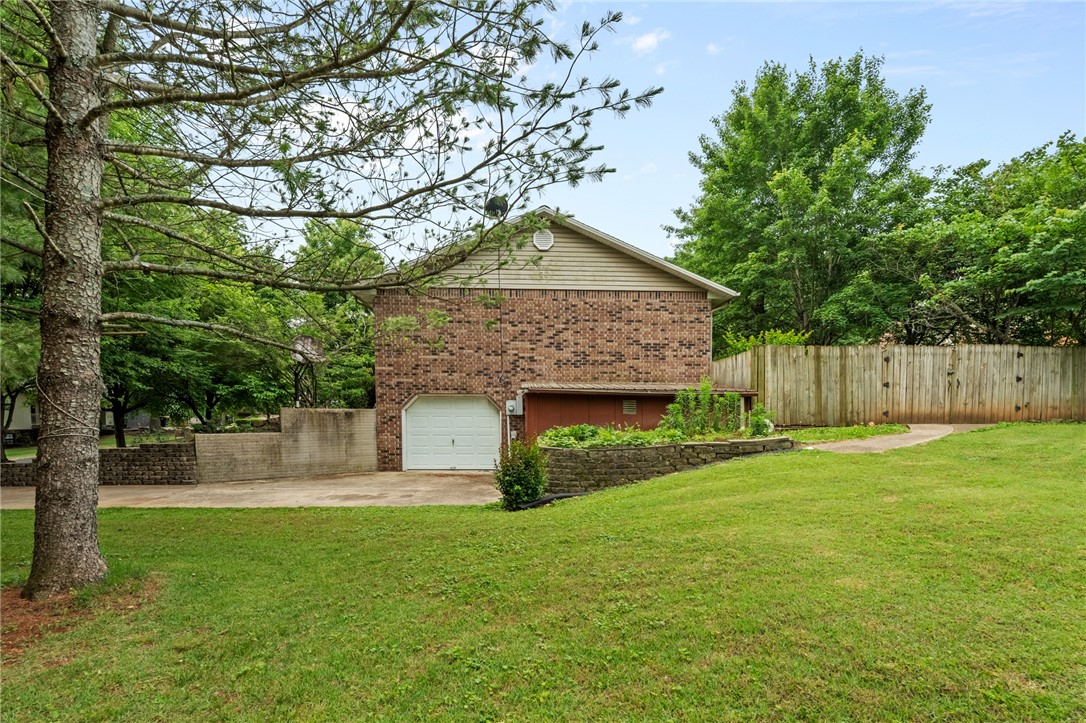 Robinwood II Unit II - Residential