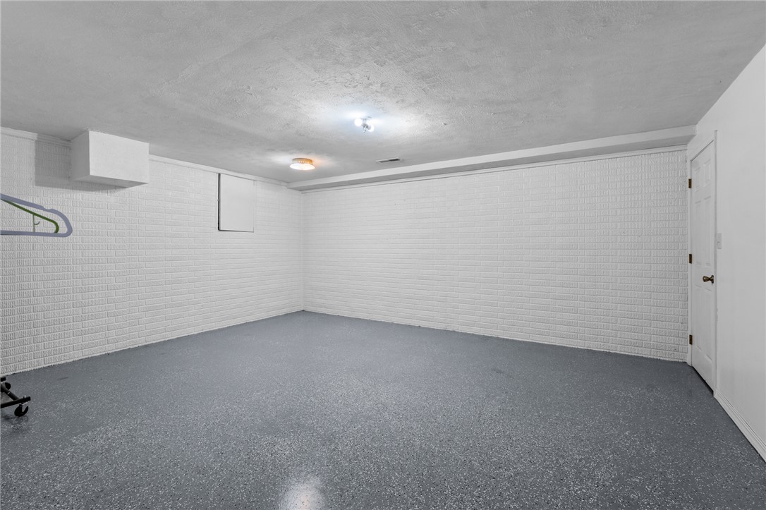 Robinwood II Unit II - Residential