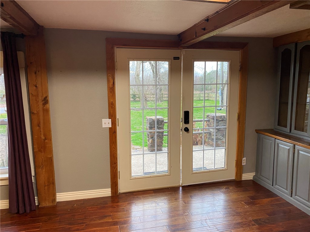 31-19-30-Cave Springs - Residential Lease