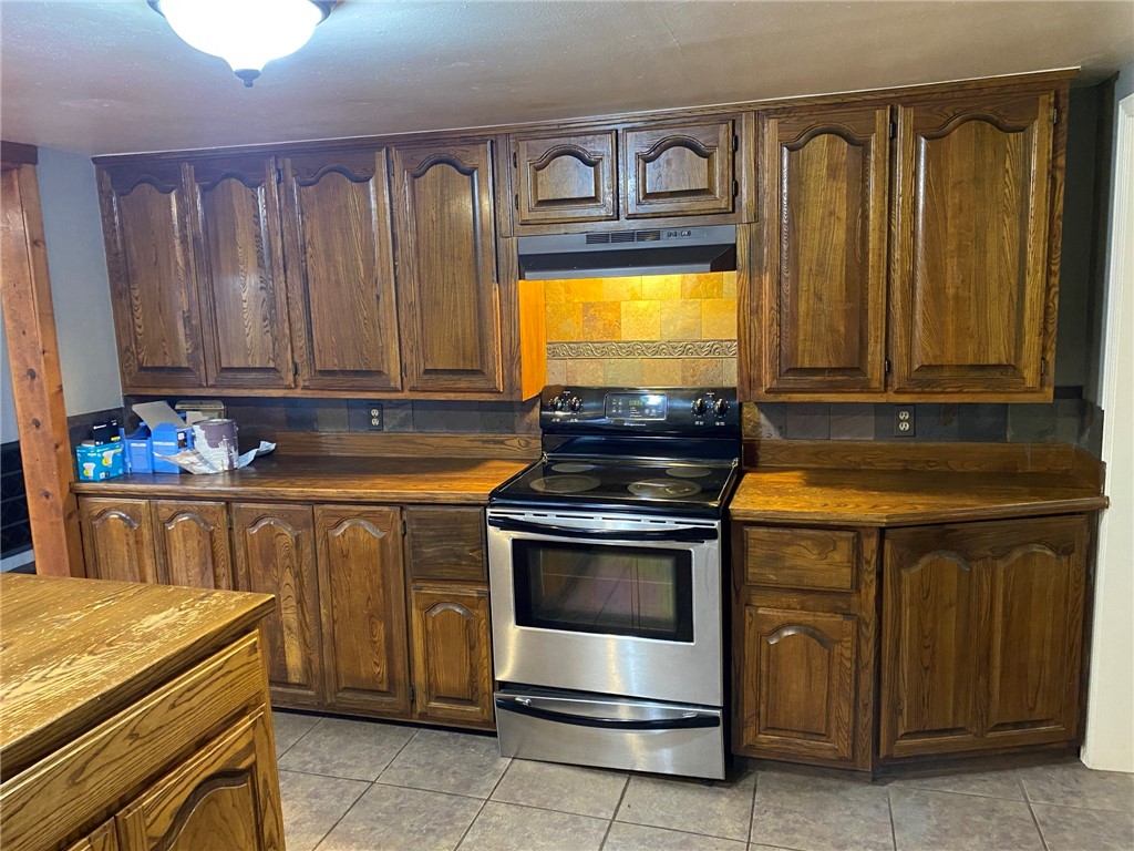 31-19-30-Cave Springs - Residential Lease