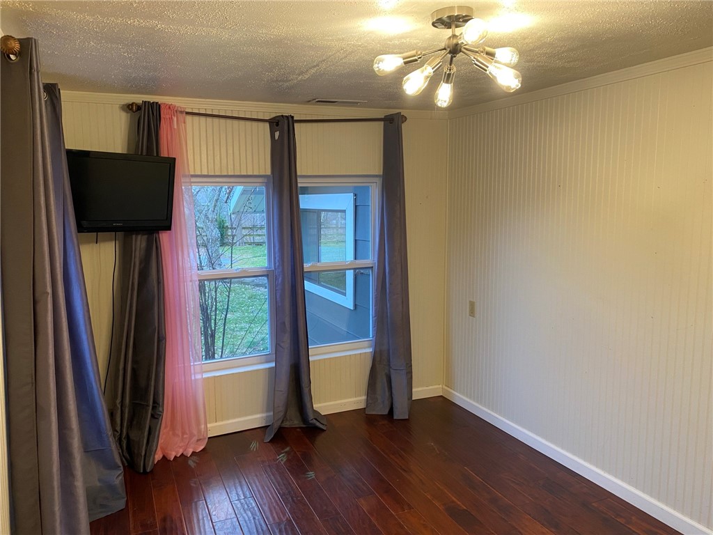 31-19-30-Cave Springs - Residential Lease