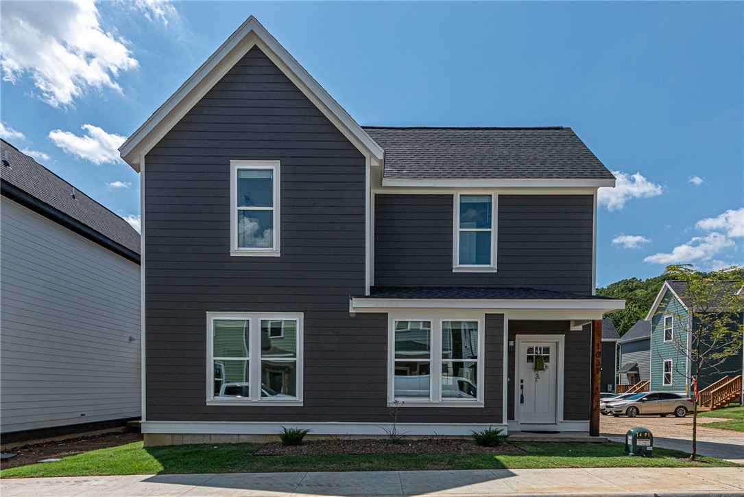 $3,500 LENDER CREDIT offered with buyer’s use of builder’s preferred lender - Use towards rate buydowns or closing costs! (OPEN HOUSES hosted @ MODEL HOME: 1015 N Laramie Heights). Welcome to Southern Woods! A Trailside Community nestled at the base of Centennial Park (2022 Top Outdoor Facility, Arkansas Parks & Rec) Not only does this location offer access to miles of trails, greenspaces with paved pathways, & bicycle stalls, it is also min away from shopping, food, I-49, & University of Arkansas! BENT floor plan feat: a covered front porch with cedar posts, an open concept first floor with 9’ ceilings, large windows for natural light, LVP floors, & kitchen w 3cm granite counters, tiled backsplash, large center island with sink, stainless steel appliances, eat-in dining, & back deck! Upstairs: Laundry space & 2 Bedrooms w private ensuites. Perfect for homeowners & investors! POA $35/mo includes ground maintenance, never mow again! Don’t miss out on this one of a kind community in a premier location! Inquire now!