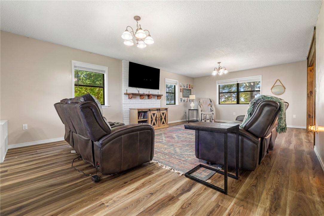Highway 7 Estates - Residential