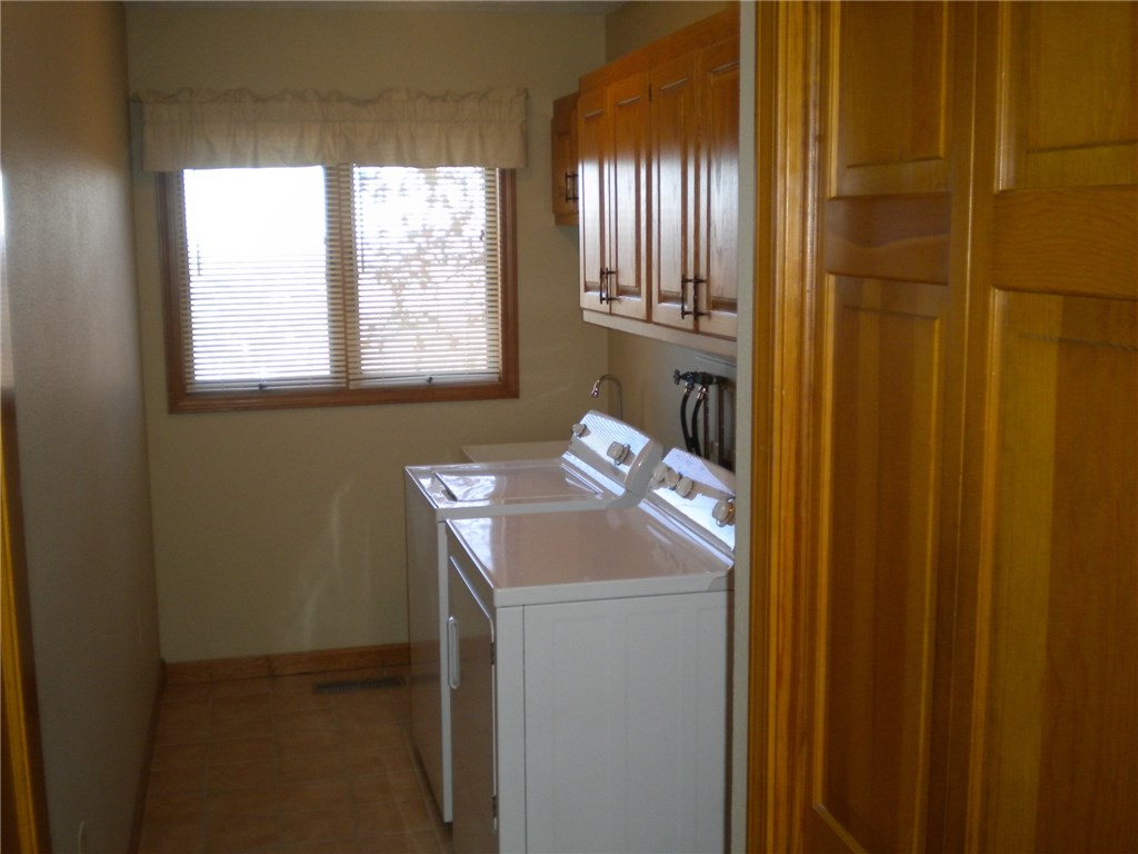 Unit 8 Holiday Island - Residential
