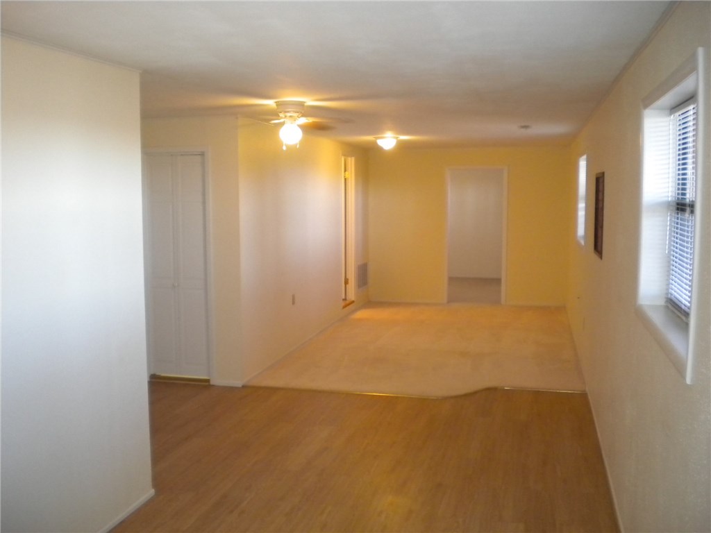 Unit 8 Holiday Island - Residential