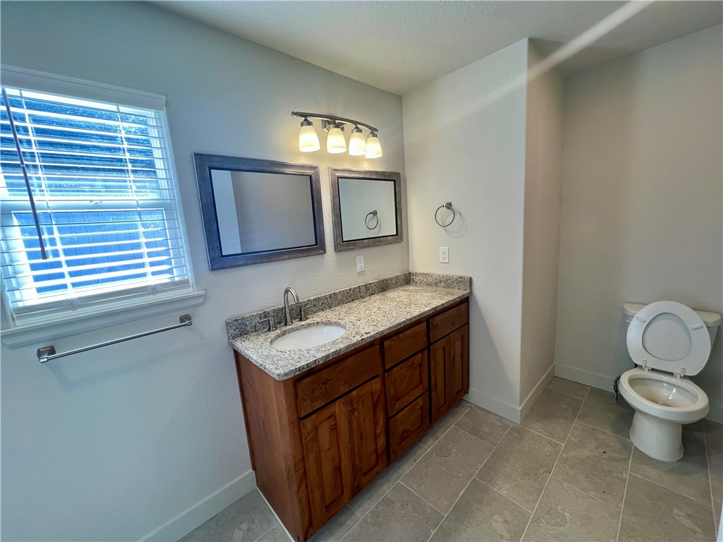 Oaks, The Ph 2 Gentry - Residential Lease