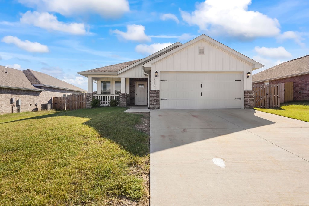 Private Landlord! This 2 year old home is the perfect rental for short commutes to Bentonville, Centerton, Rogers, or Cave Springs! This home has 3 spacious bedrooms and 2 full baths. The open floor plan makes entertaining simple, and the dedicated dining space will fit a large table for fun conversations with family and friends. The primary suite is large and overlooks the tranquil back yard. All other bedrooms are located down a separate hallway. The front and back covered porches will be the perfect place for sitting and enjoying the cool fall evenings! The back yard is fenced for privacy and perfect for BBQs. There is also an open view with no home directly behind this home. A brand new refrigerator, washer, and dryer have been added to make this home truly move-in ready! Owner will review applications on a case by case basis.