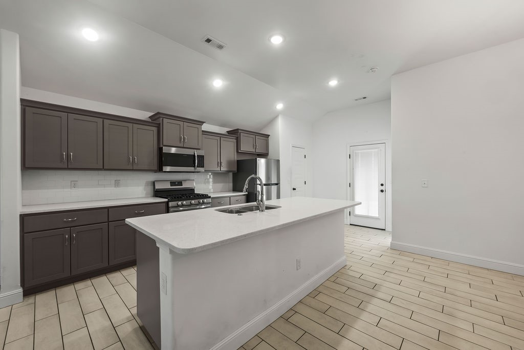 Woodward Hills Sub Ph 6 Highfill - Residential Lease