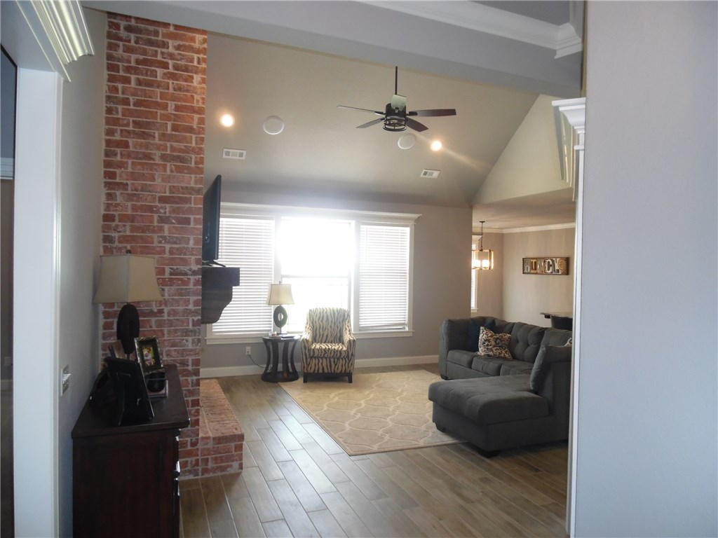 Hidden Valley Estates - Residential Lease