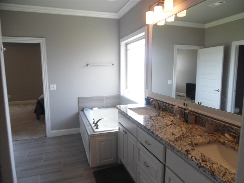 Hidden Valley Estates - Residential Lease