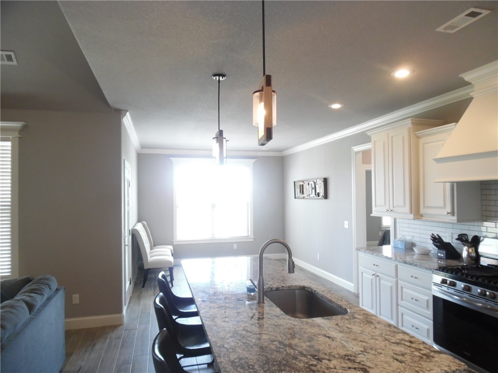 Hidden Valley Estates - Residential Lease