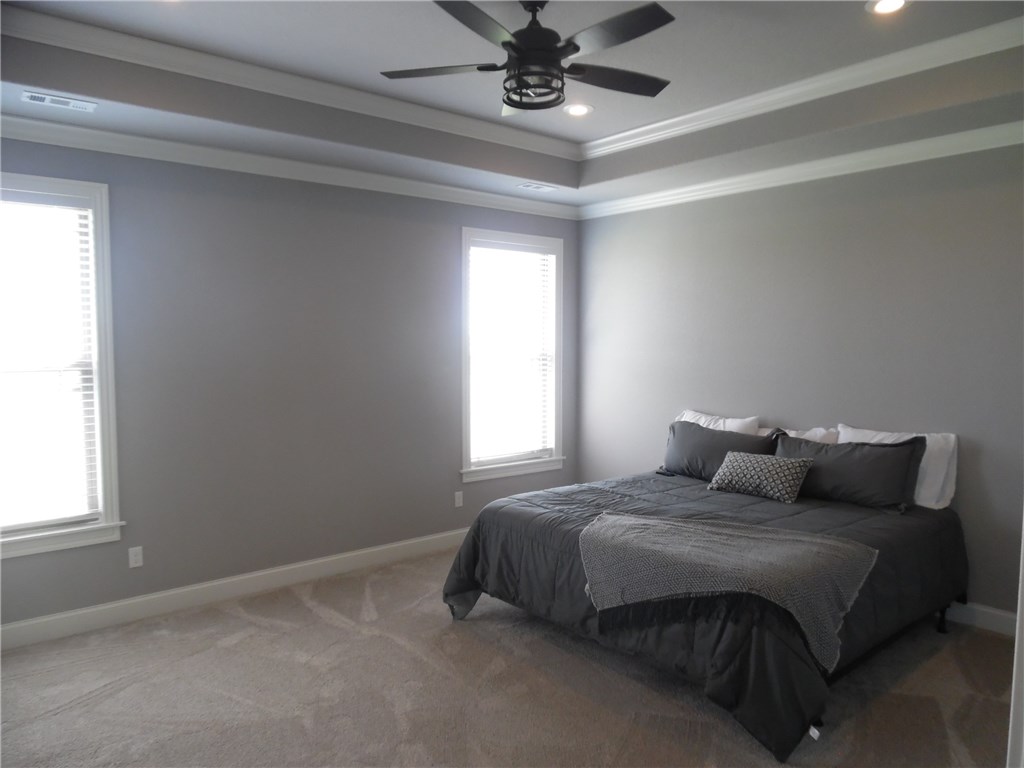 Hidden Valley Estates - Residential Lease