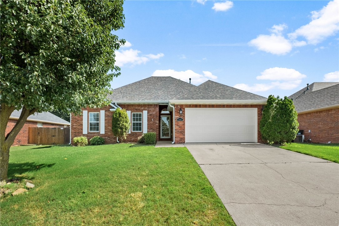 Welcome home to this beautifully maintained, 3-bedroom, 2-bath all-brick home in the desirable Brandon's Way subdivision! Offering 1,550 sq ft of thoughtfully designed living space, featuring a split floor plan that provides both comfort and privacy. Hard surface flooring flows throughout the main living areas, while the spacious living room is perfect for relaxing or entertaining.  The well-appointed kitchen offers abundant cabinet & counter space, making meal prep a breeze. The dedicated laundry room adds everyday convenience for the never-ending laundry. The primary suite features dual closets &  a private ensuite bath.  Two additional bedrooms provide flexibility for family, guests, or a home office.
Situated on a spacious lot in a prime west Springdale location, you'll enjoy quick access to schools, shopping, dining, parks, and major employers. This home truly combines comfort, convenience, & value—don't miss your opportunity to make it yours!