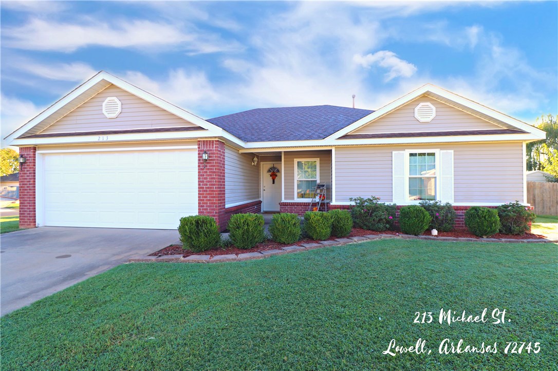 Charming home on a large corner lot! This adorable 3 bedroom/2 bath home features a split floor plan, new windows and doors, new fence, new backyard shed, a new roof in 2015, and newer refrigerator. Walk to parks, including the Mudtown BMX park. Cozy up next to the gas fireplace this winter! Home is located just 12 miles from XNA, 7.5 miles from the Promenade, and a mile from I49. Seller is providing a home warranty and conveying the recently purchased side-by-side refrigerator.