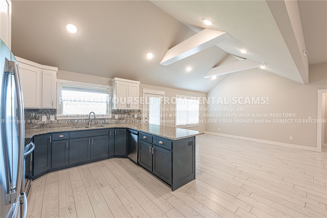 Farmington Heights Ph I - Residential Lease