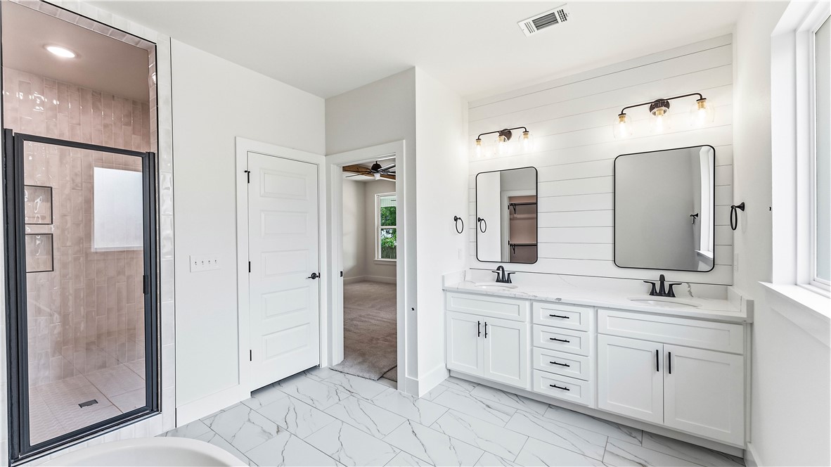 C D GUNTERS ADD NO 2-SILOAM SPRINGS - Residential