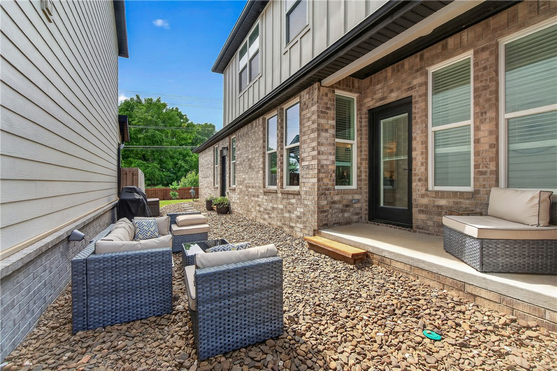 GLEN ARBOR SUB-BENTONVILLE - Residential