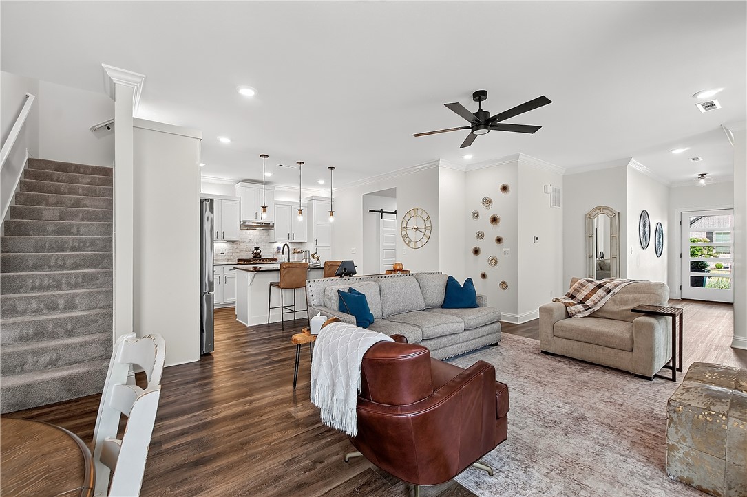 GLEN ARBOR SUB-BENTONVILLE - Residential