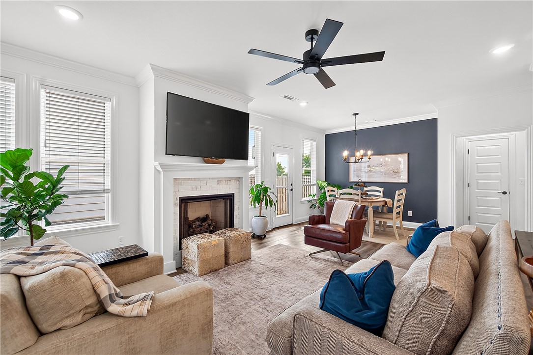GLEN ARBOR SUB-BENTONVILLE - Residential