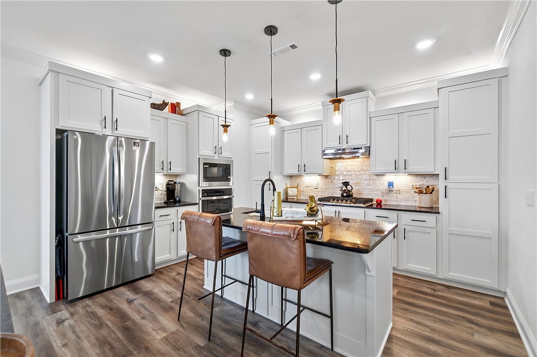 GLEN ARBOR SUB-BENTONVILLE - Residential
