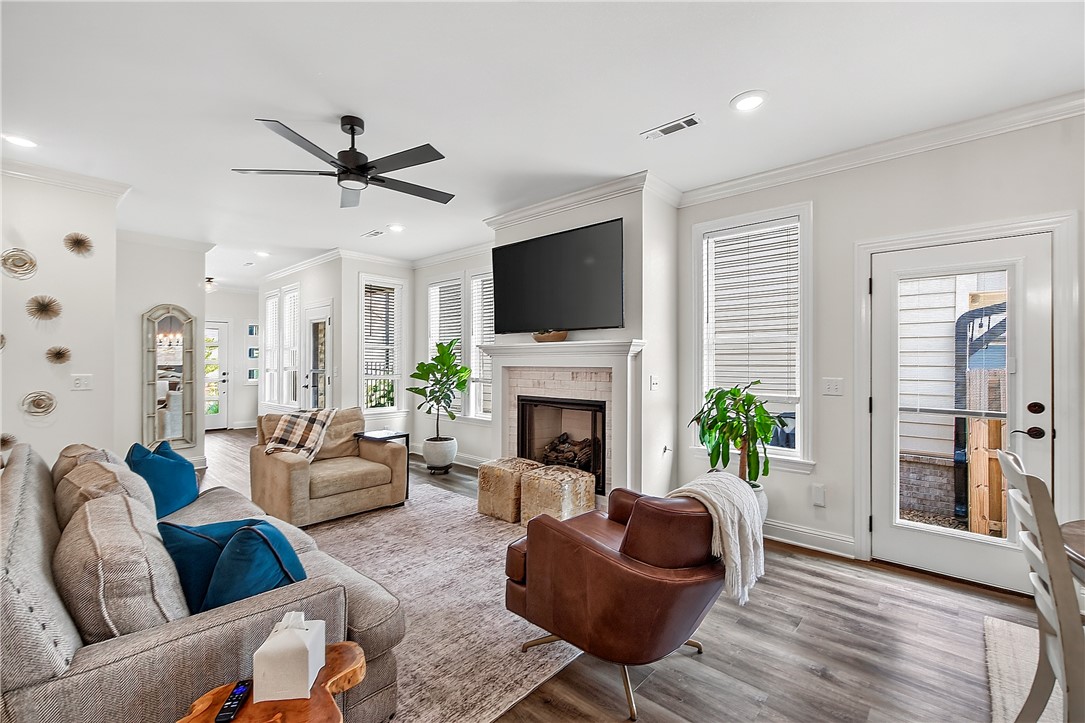 GLEN ARBOR SUB-BENTONVILLE - Residential