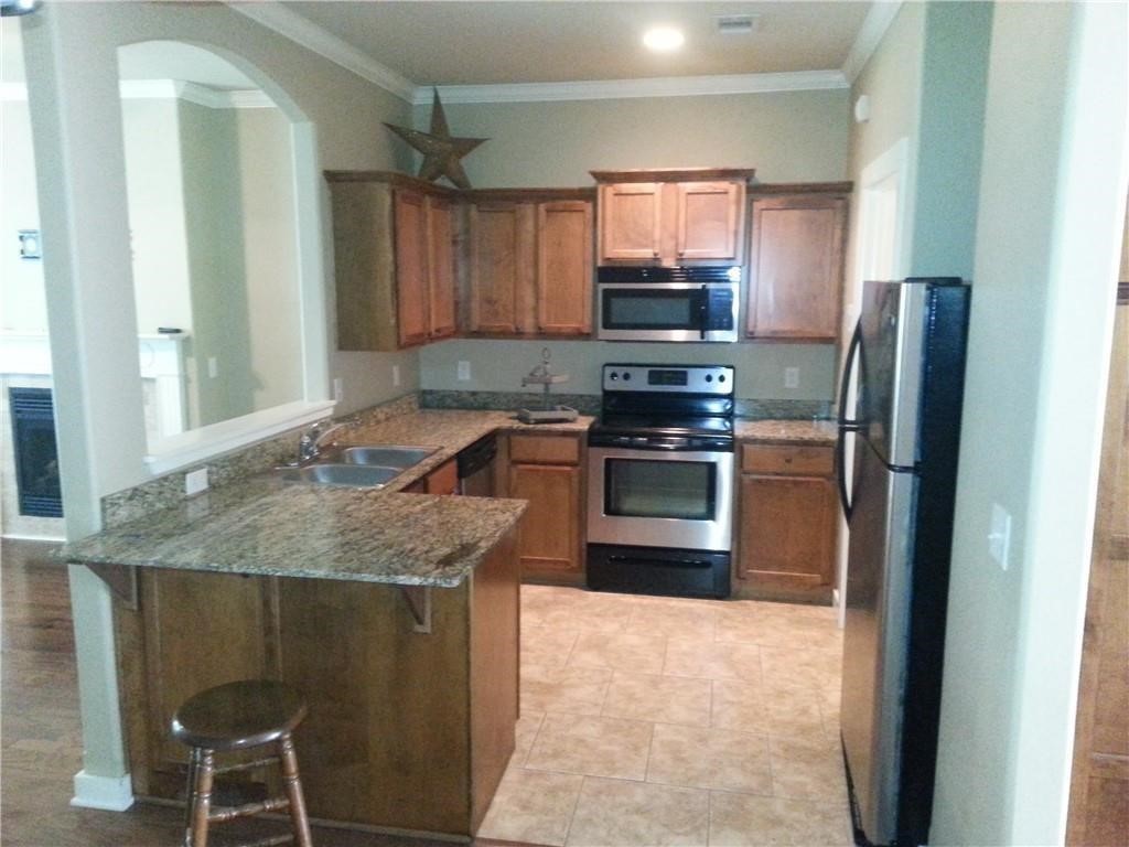 Grove At Chester Hills Hpr - Residential Lease