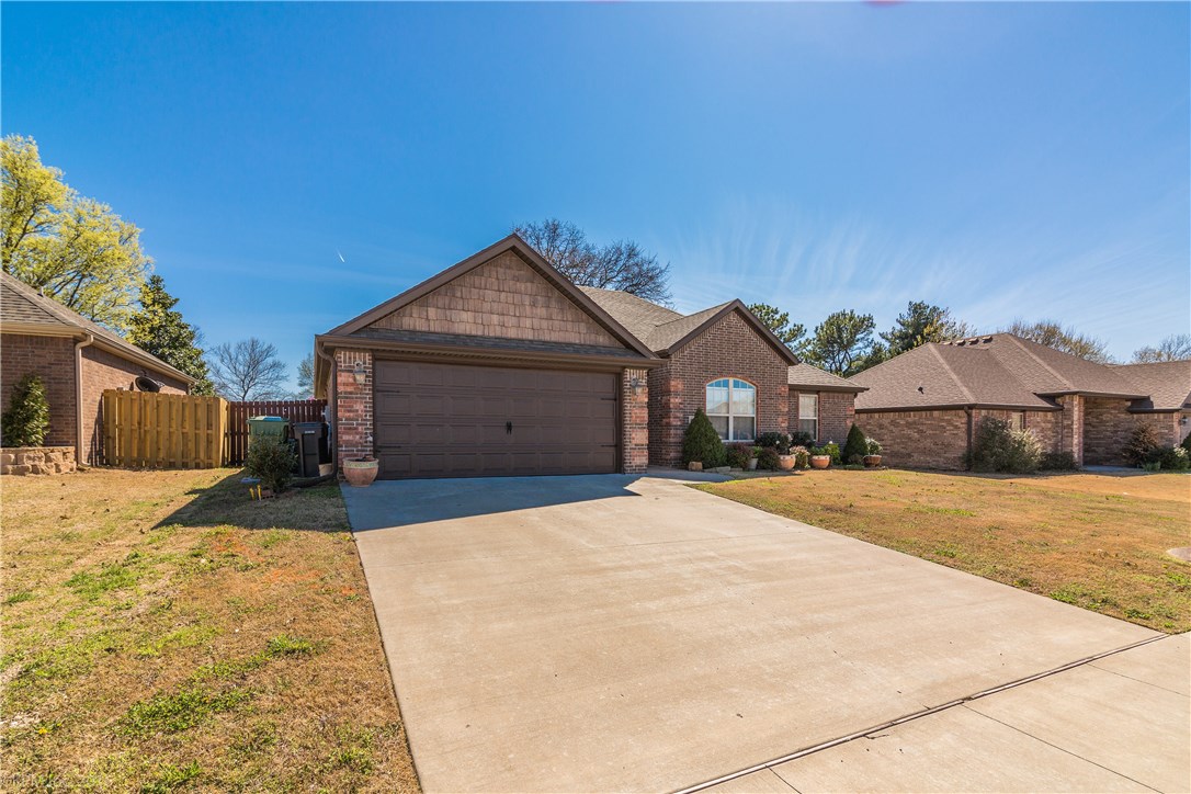 Dixieland Crossing Rogers - Residential
