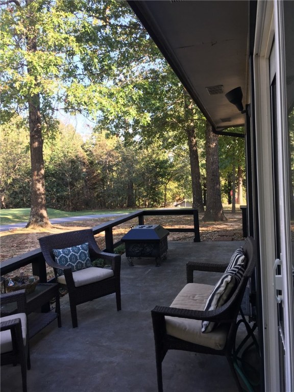 Metfield Courts Bvv - Residential Lease