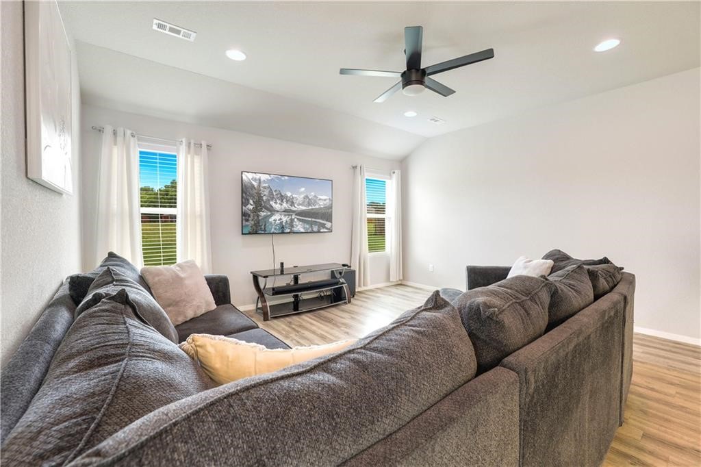 Tyson Heights Ph 2 - Residential Lease