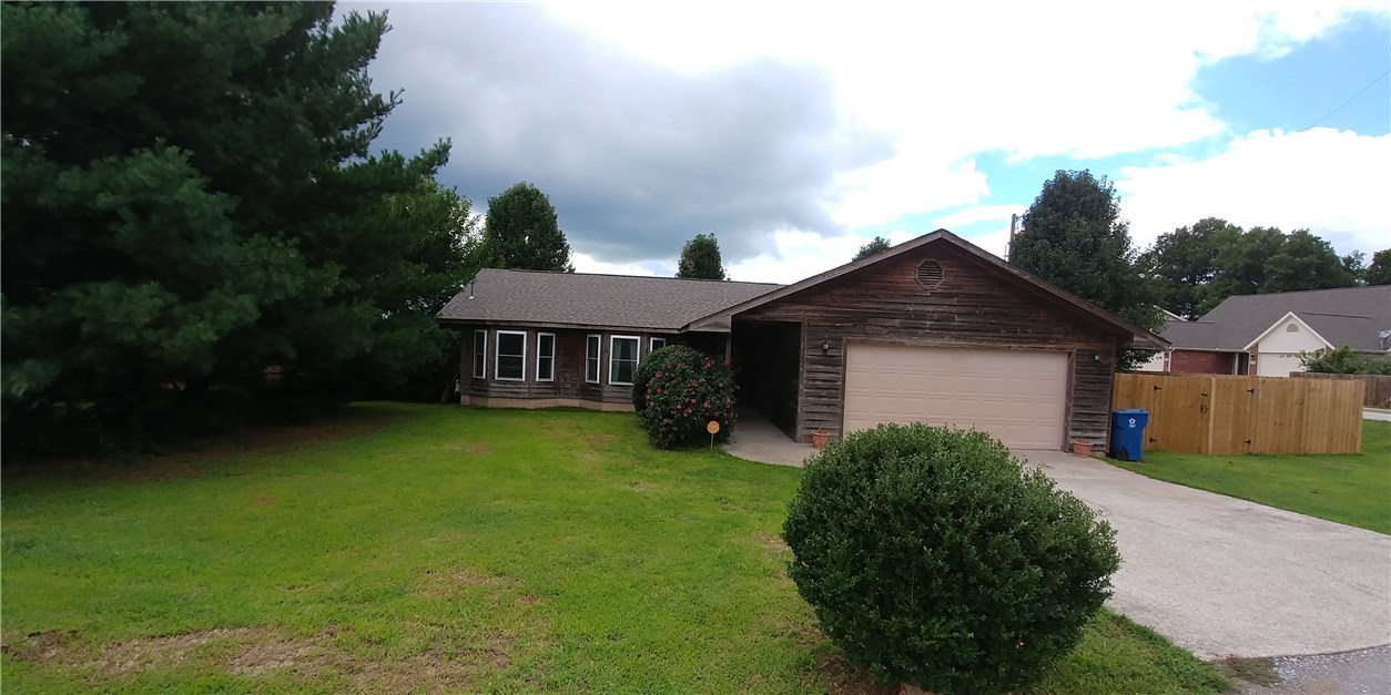 John & Joe McAllister Add Gravette - Residential
